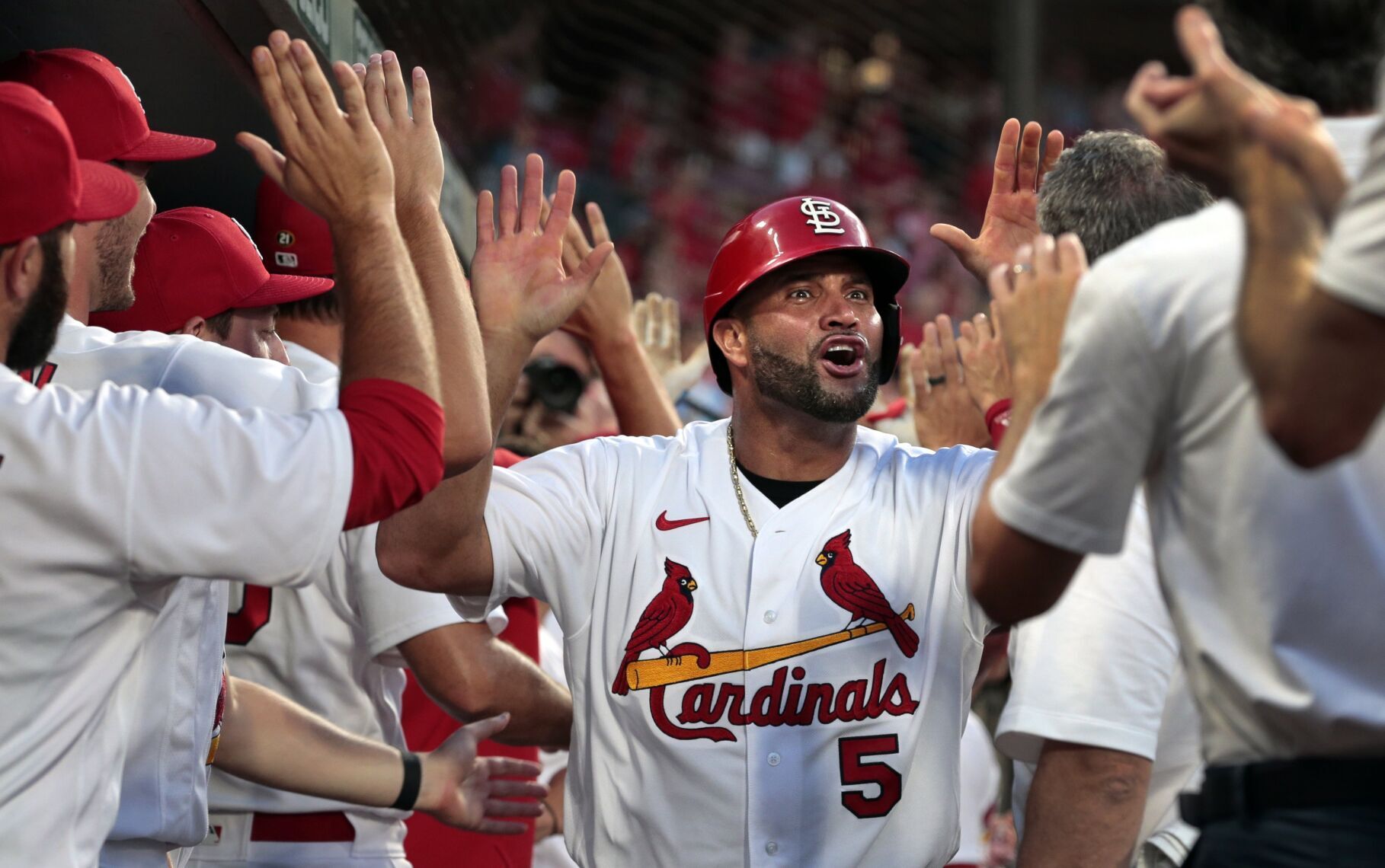 Cardinals host final game against Phillies